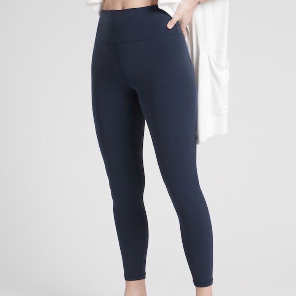 Athleta Elation 7/8 Tight in Powervita Leggings